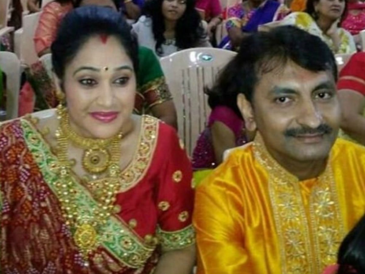 Dayaben Photos: हे मां, माताजी! वाली दयाबेन जी रहीं सादी जिंदगी, तस्वीरें देख फैंस लगा रहे शो में वापसी की गुहार