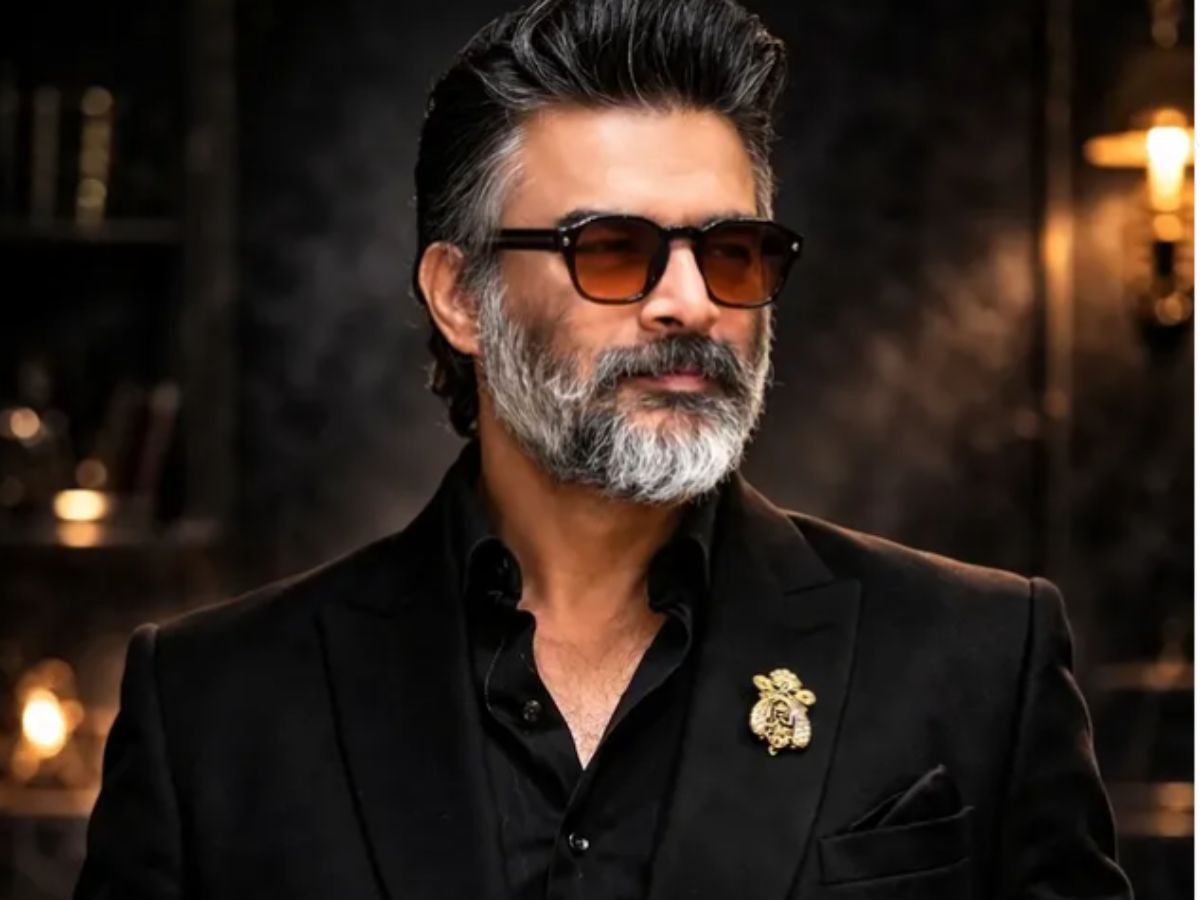 Dhurandhar 2 Cast Fees: रणवीर सिंह से लेकर सारा अर्जुन तक धुरंधर 2 की स्टारकास्ट की कितनी है फीस? - Photo Gallery