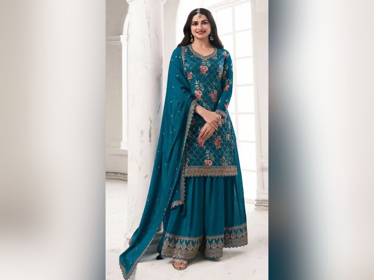 Eid dress ideas for women: ट्रेंड में चल रहे ये 7 सूट, इस ईद आपके स्टाइल को देंगे नया लेवल, हानिया आमिर भी लगेंगी फीकी - Photo Gallery