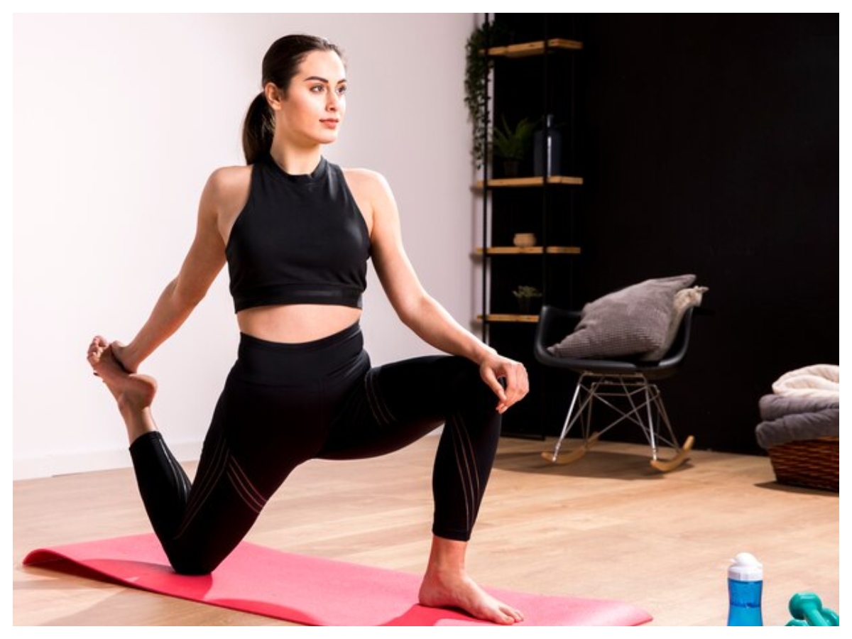 Pre-Breakfast Workout: नाश्ते से पहले कसरत फायदेमंद या नुकसानदायक? जानिए इसका सेहत पर कैसे पड़ता है असर - Photo Gallery