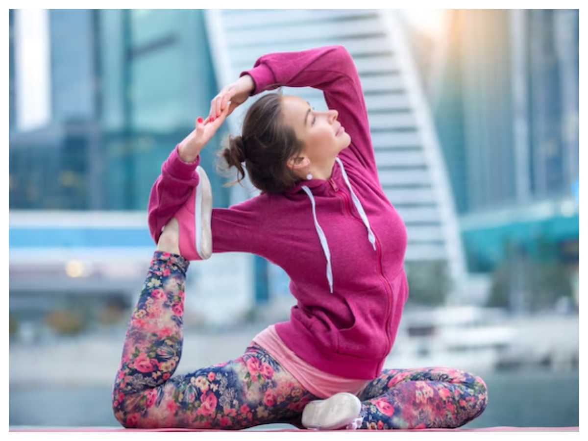 Pre-Breakfast Workout: नाश्ते से पहले कसरत फायदेमंद या नुकसानदायक? जानिए इसका सेहत पर कैसे पड़ता है असर - Photo Gallery