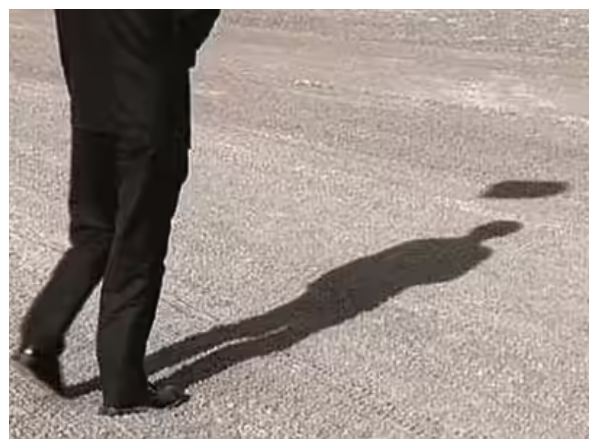 Garuda Purana: मृत्यु से पहले मिलते हैं ये 6 संकेत, क्या कहते हैं गरुड़ पुराण के रहस्य? - Photo Gallery