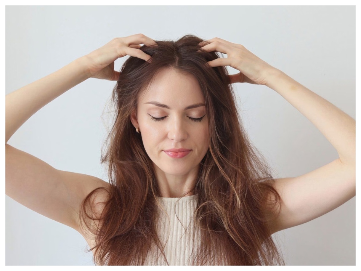 Hair Care Tips: देसी नुस्खों से बाल बनेंगे मुलायम और मजबूत, जानिए आसान तरीके - Photo Gallery