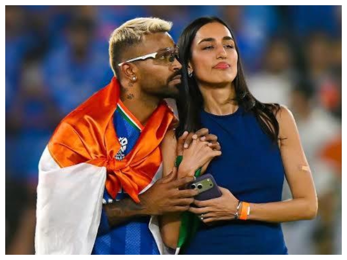 Hardik Pandya: हार्दिक के लिए ‘लकीचार्म’ हैं गर्लफ्रेंड माहिका… विश्वविजेता बनने के बाद खोले कई राज - Photo Gallery
