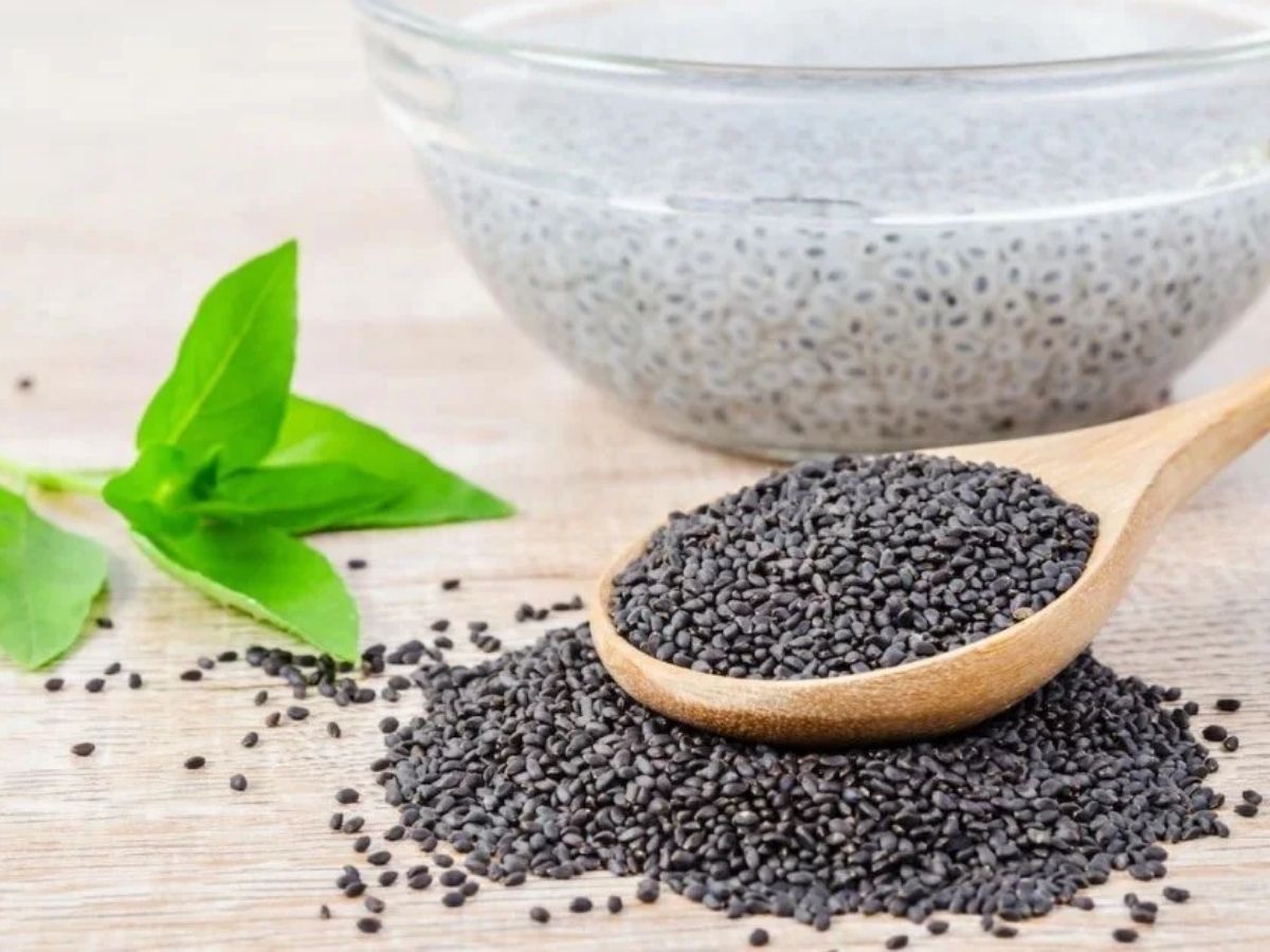 स्वाद भी, सेहत भी! गर्मियों में पेट को ठंडा रखने के लिए खाएं ये 6 चीजें - Photo Gallery