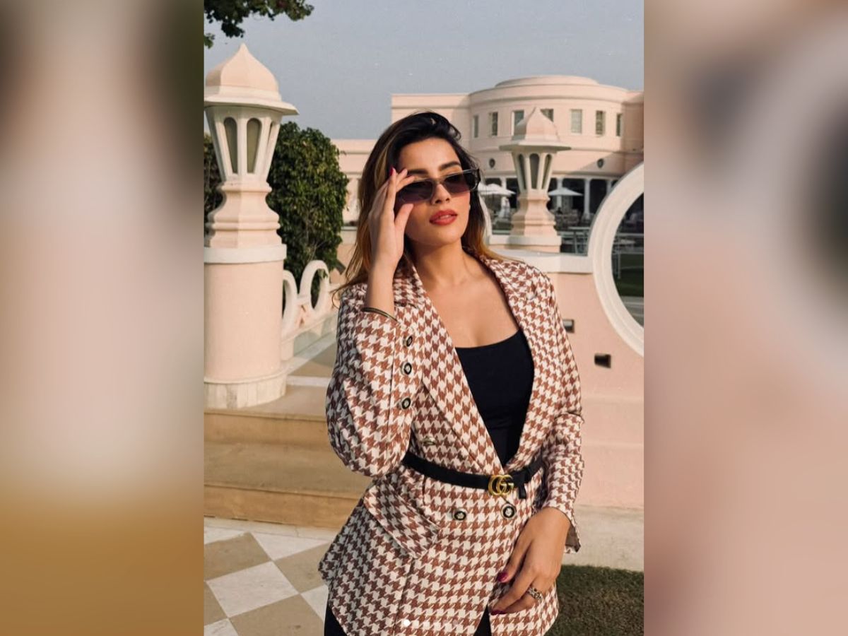 कौन है ईशान किशन की गर्लफ्रेंड अदिति हुंडिया, सुंदरता में अनुष्का शर्मा को देती है मात, देखें फोटोज - Photo Gallery