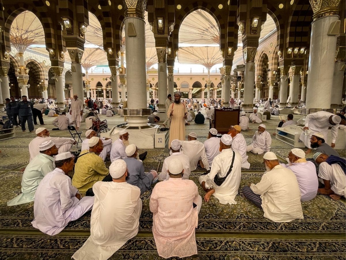 Islam Conversion India: क्या सच में बढ़ रही है भारत में इस्लाम छोड़ने वालों की संख्या, जानें क्या कहते हैं आंकड़े? - Photo Gallery