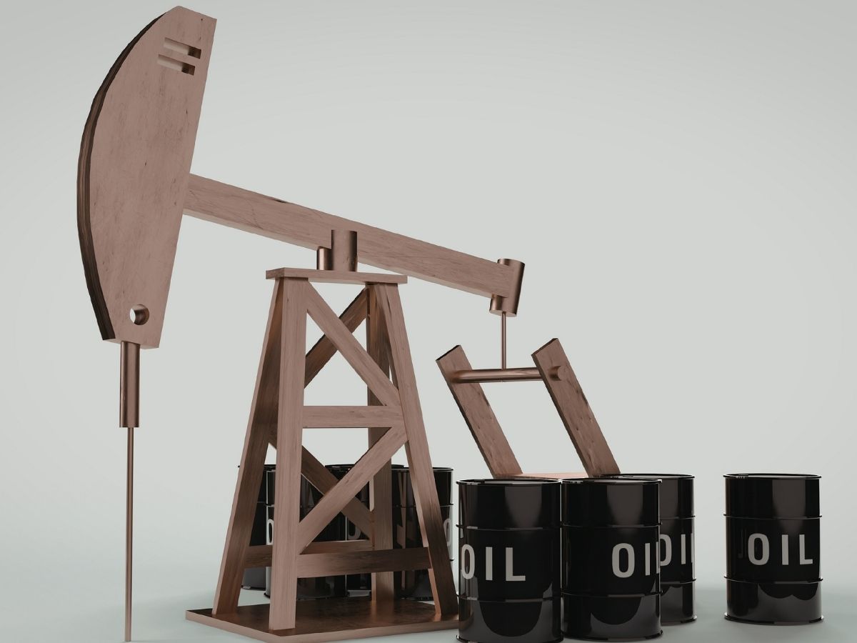 ईरान के ‘काले सोने’ पर क्यों टिकी है दुनिया की नजर? जानिए लिक्विड गोल्ड का रहस्य - Photo Gallery