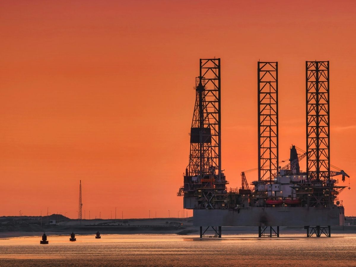 ईरान के ‘काले सोने’ पर क्यों टिकी है दुनिया की नजर? जानिए लिक्विड गोल्ड का रहस्य - Photo Gallery