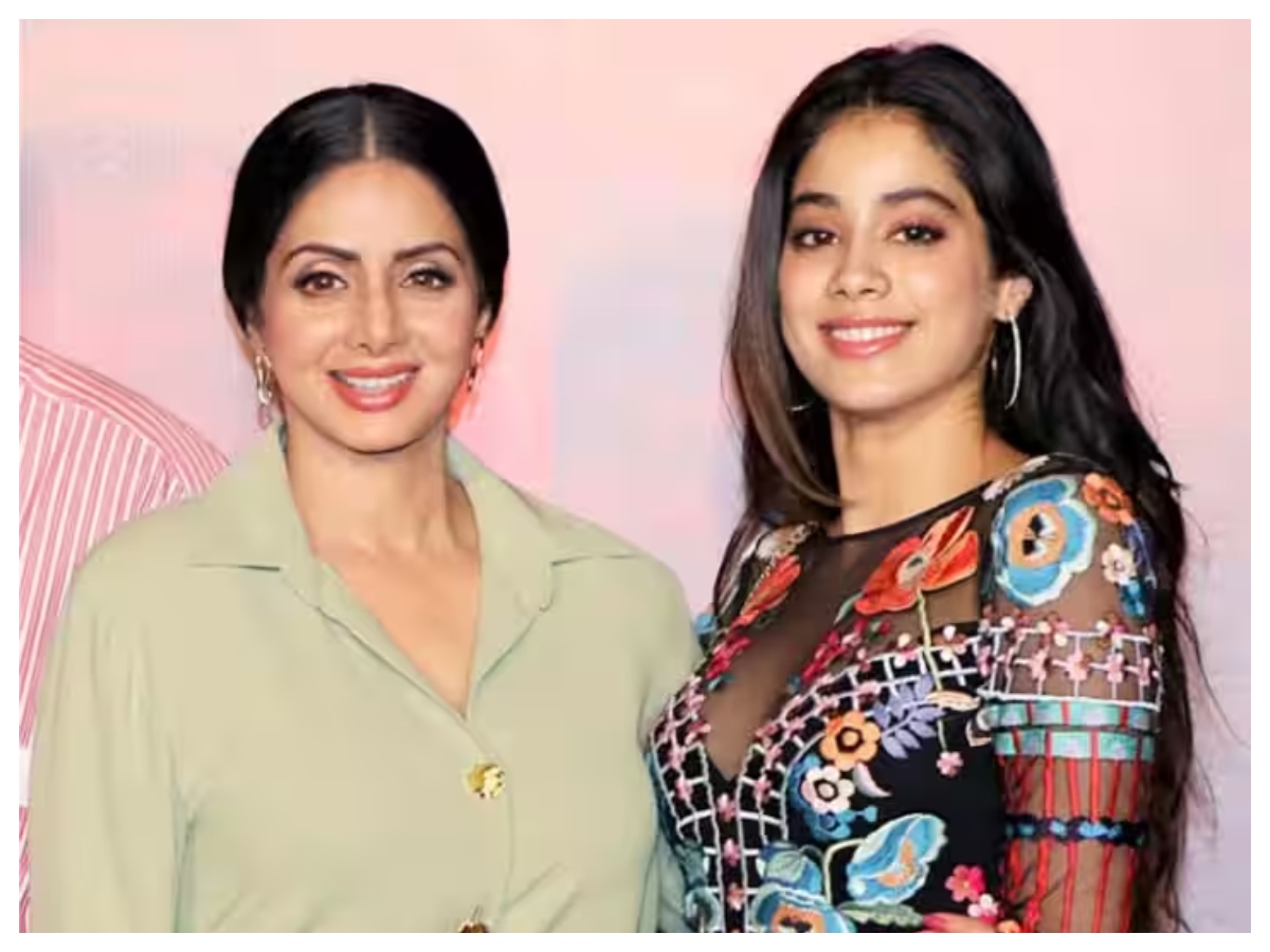 Janhvi Kapoor birthday: मां के नक्शेकदम पर जाह्नवी कपूर… चकाचौंध से दूर इस अंदाज में सेलिब्रेट किया बर्थडे - Photo Gallery