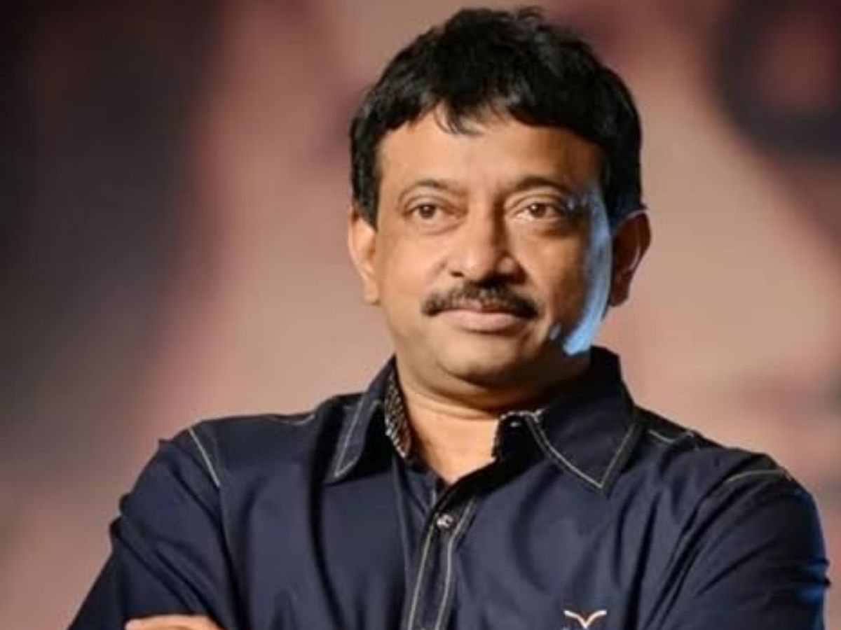 Kiara Advani Bikini Controversy: कियारा आडवाणी के बिकिनी पल पर RGV की टिप्पणी, यूजर्स ने लगाई जमकर क्लास - Photo Gallery