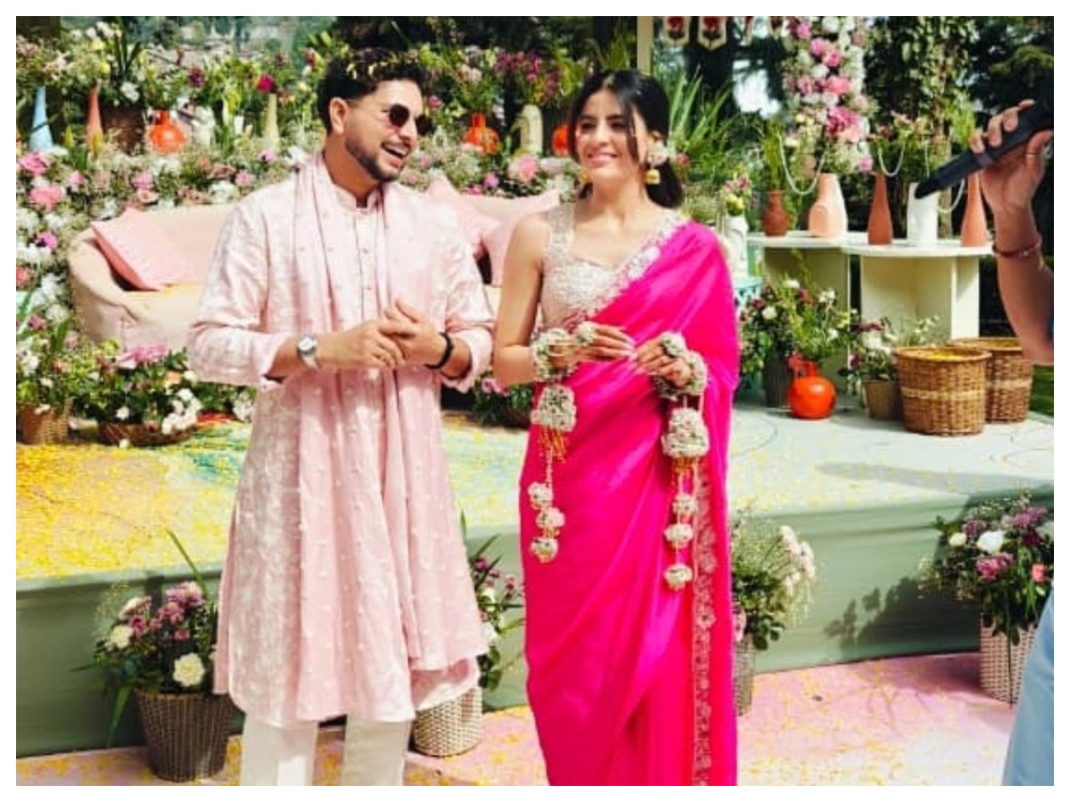 Kuldeep Yadav wedding: कुलदीप यादव की शादी में सितारों का जमावड़ा,रैना-चहल ने लगाए ठुमके, मंगेतर संग पहुंचे रिंकू सिंह - Photo Gallery