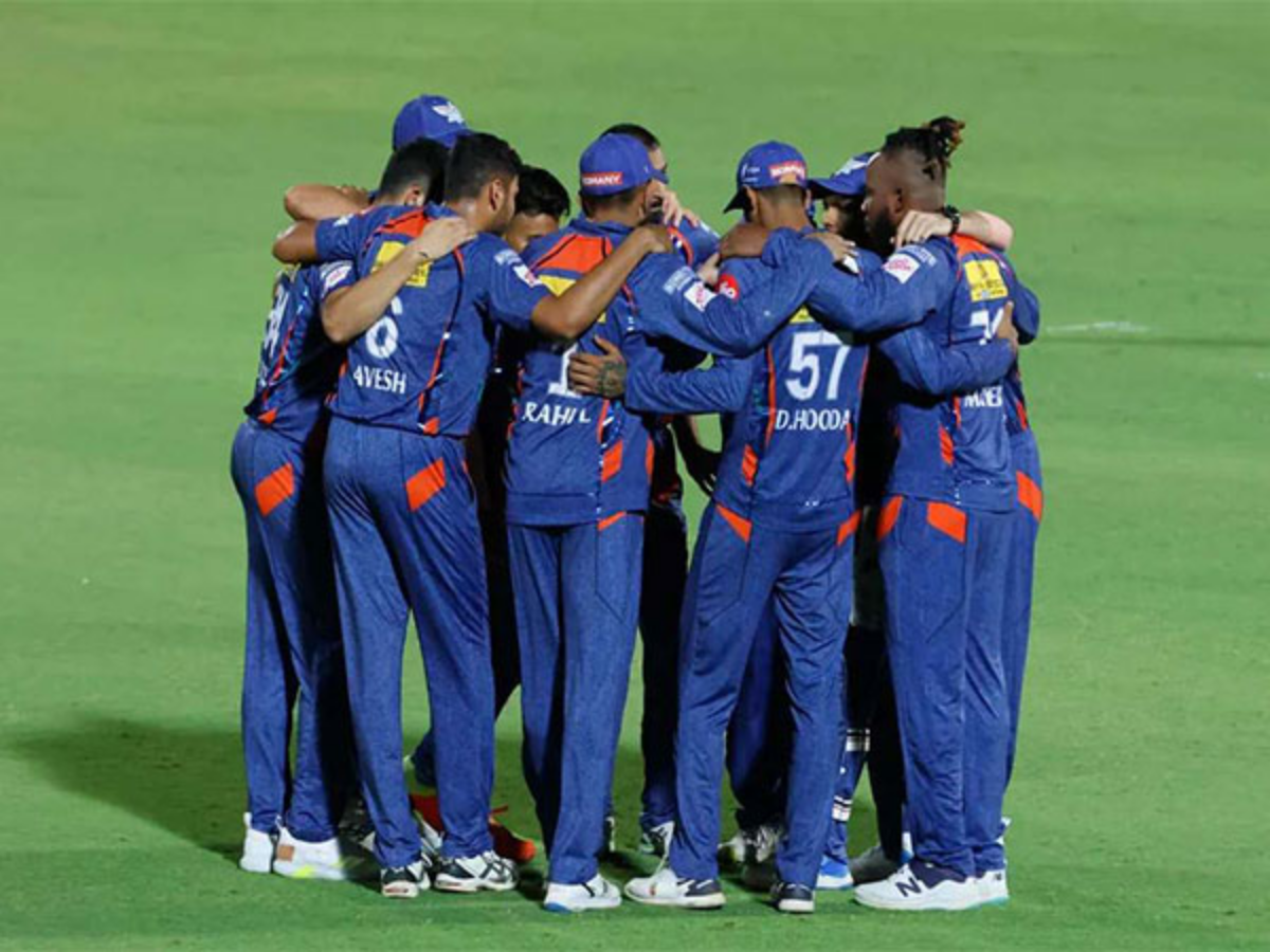 IPL 2026: फ्लॉप हो सकती है ये टीम! ऑक्शन और स्क्वॉड एनालिसिस में निकली सबसे कमजोर - Photo Gallery