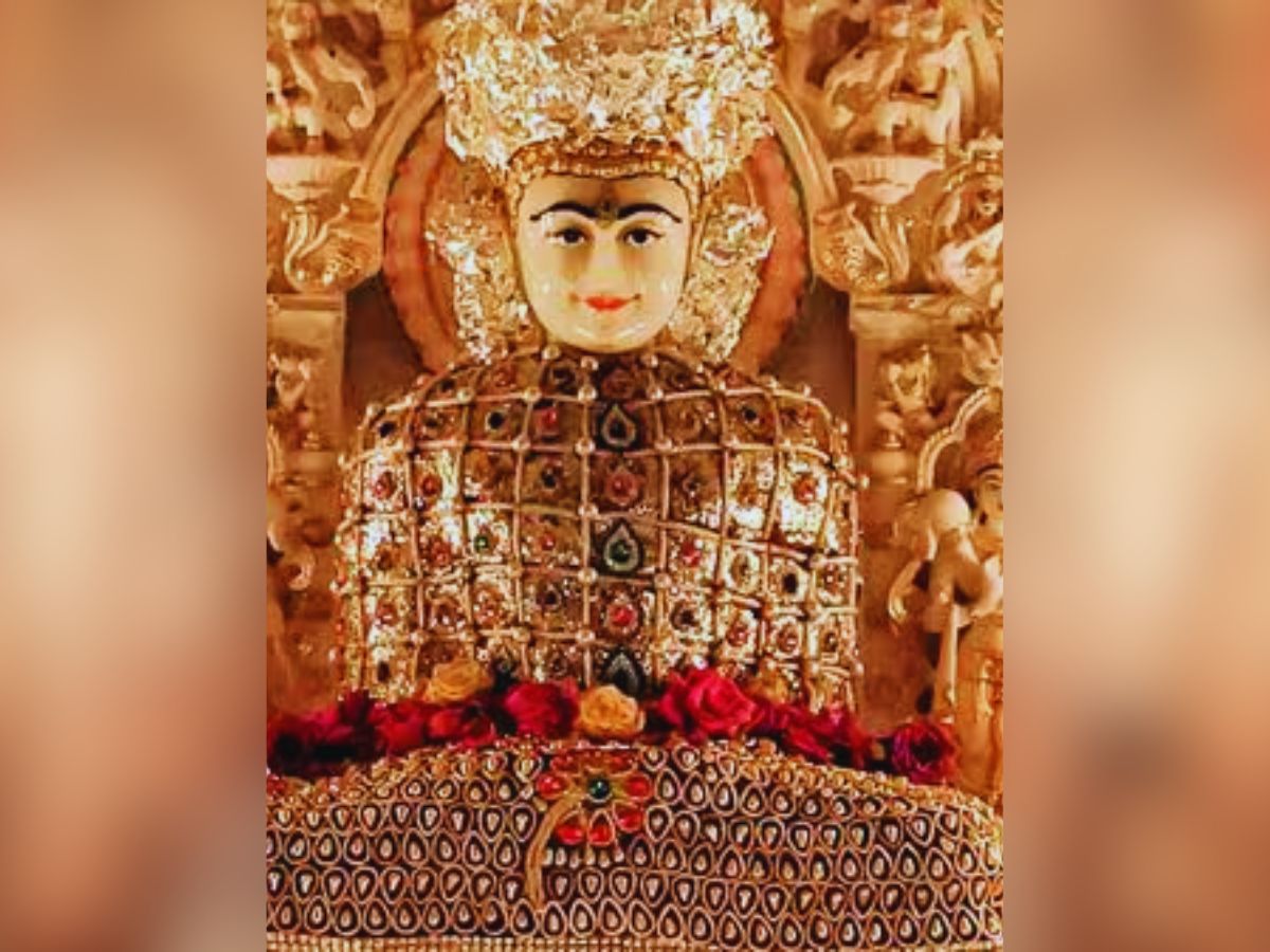 Mahavir Jayanti 2026: 31 मार्च या 1 अप्रैल कब है महावीर जयंती, जानें तिथि और महत्व - Photo Gallery