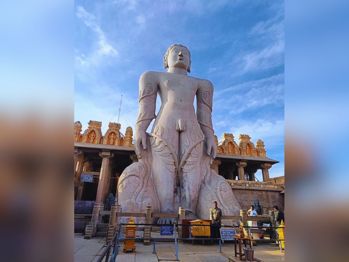 Mahavir Jayanti 2026: 31 मार्च या 1 अप्रैल कब है महावीर जयंती, जानें तिथि और महत्व - Photo Gallery
