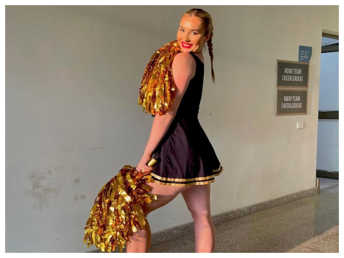 SRH Cheerleader Molly : आईपीएल की ग्लैमरस चीयरलीडर मॉली कौन हैं? जानिए उम्र, देश और कमाई - Photo Gallery