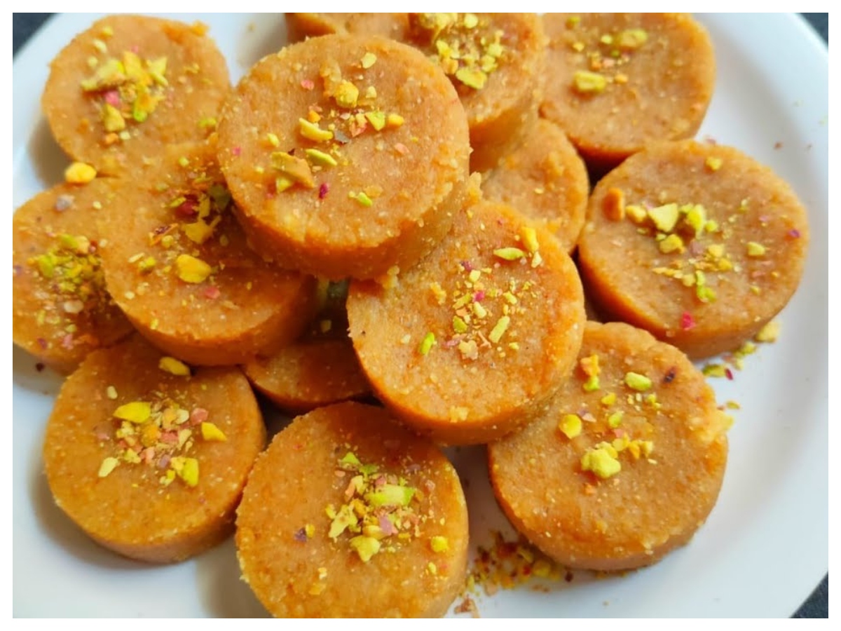 Navratri Bhog List: नवरात्र पर मां दुर्गा को प्रसन्न करने के लिए हर दिन लगाएं इन चीजों का भोग - Photo Gallery