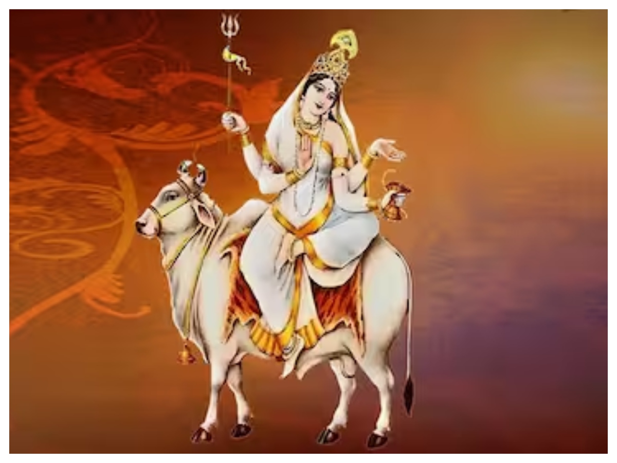 Chaitra Navratri 2026: चैत्र नवरात्रि पर जानें मां दुर्गा के नौ दिव्य रूप और उनके वाहन - Photo Gallery