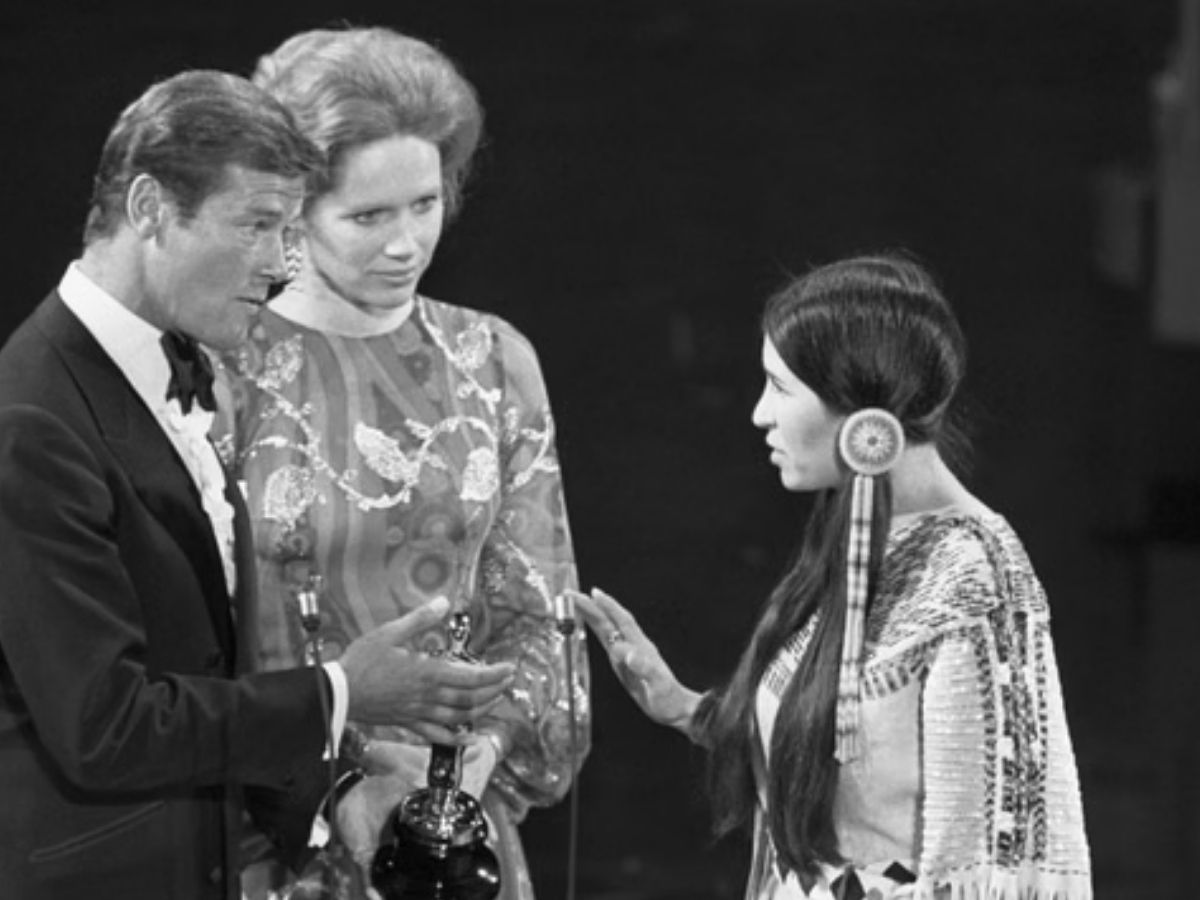 Biggest Oscar controversies: थप्पड़ कांड से लेकर स्टेज पर कपड़े उतारने तक, ऑस्कर में हुईं ये 10 विवादित घटनाएं - Photo Gallery