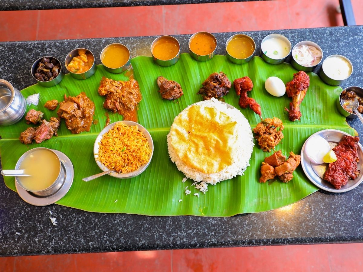 यहां मांस तो दूर अंडा खाना भी बन सकता है मुसीबत! नियम तोड़ने वालों को मिलती है कड़ी सजा; जानें नाम - Photo Gallery