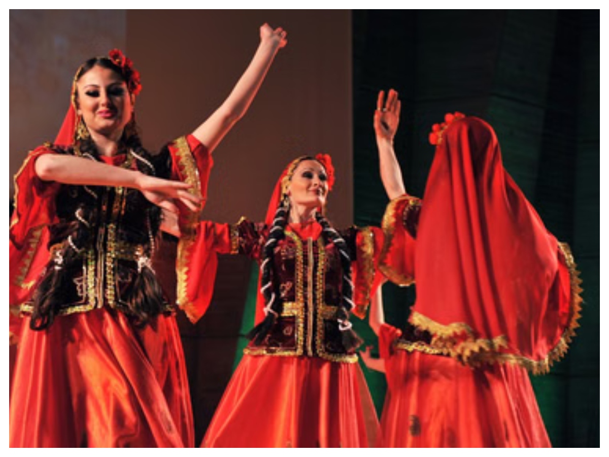 New Year in India: कहीं नवरात्र तो कहीं नवरेह… देशभर में अलग-अलग नाम और अंदाज से मनाया जाता है नववर्ष - Photo Gallery