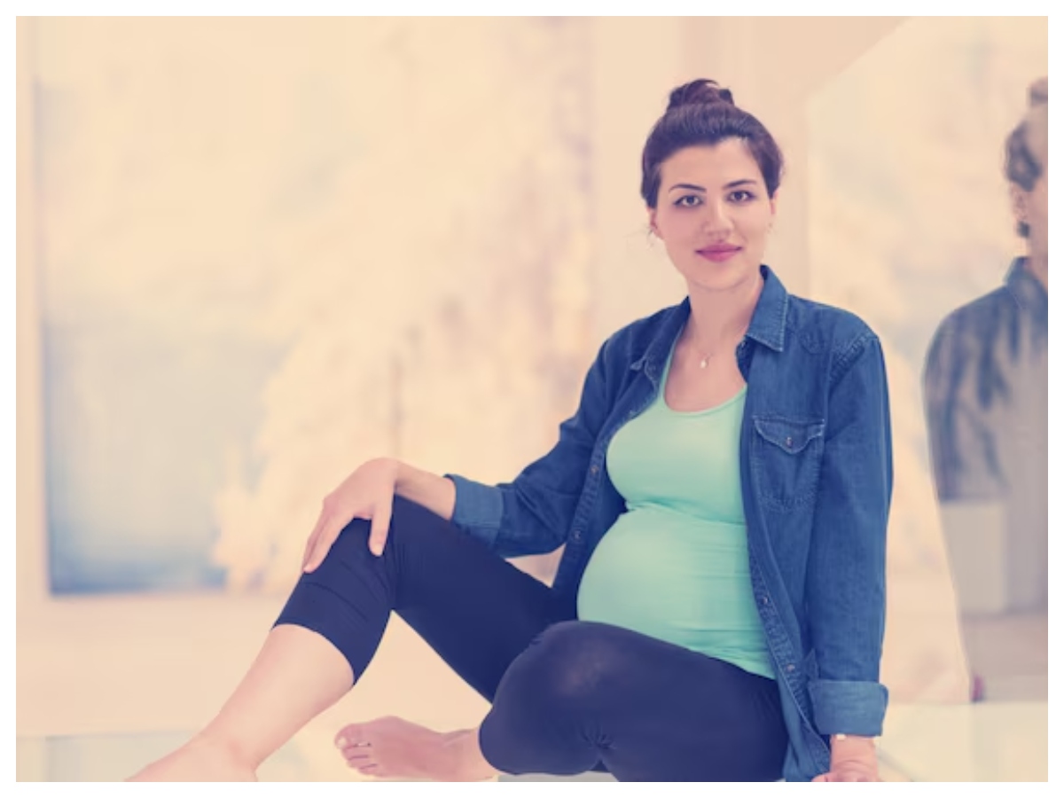 pregnancy age: 40 के बाद कितनी सुरक्षित है प्रेग्नेंसी? बढ़ती उम्र में मां बनने से पहले जान लें ये जरूरी बातें - Photo Gallery