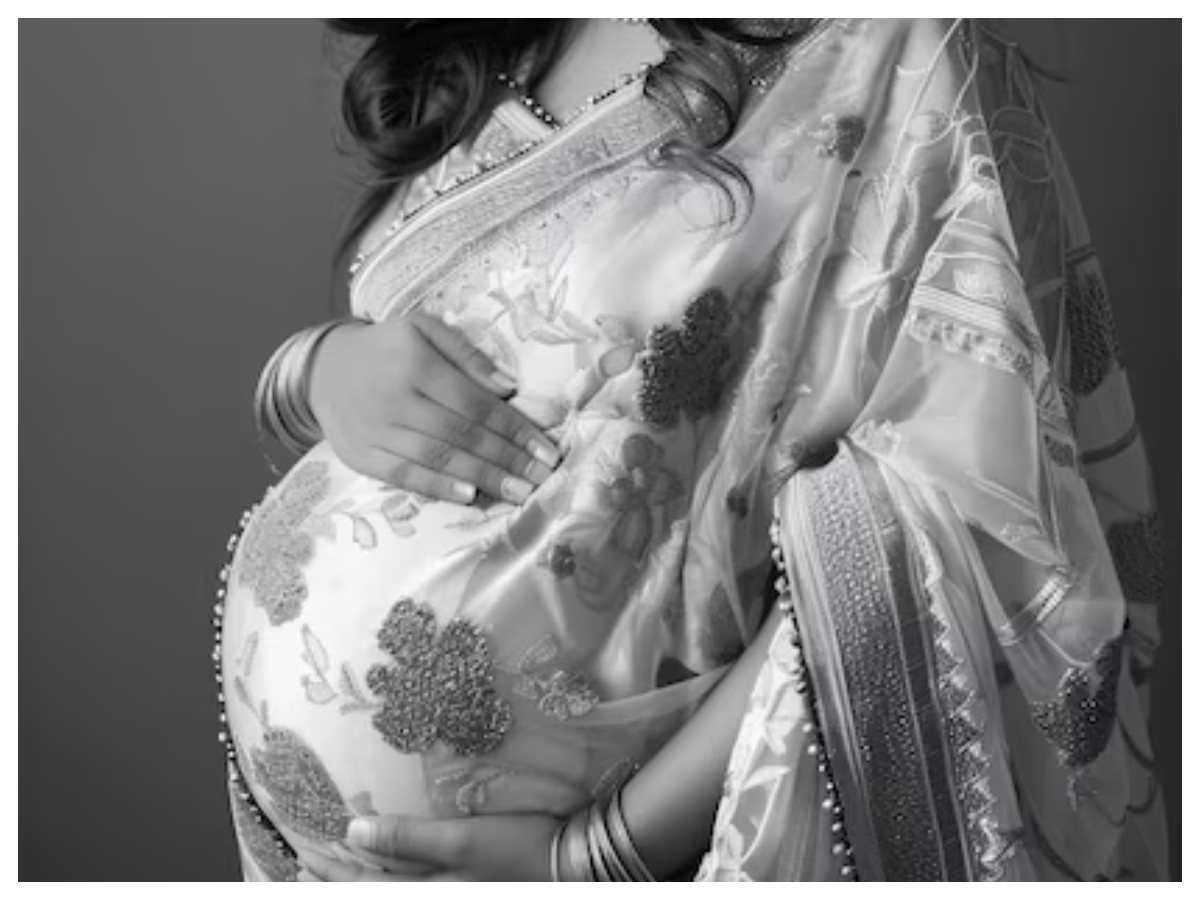 pregnancy age: 40 के बाद कितनी सुरक्षित है प्रेग्नेंसी? बढ़ती उम्र में मां बनने से पहले जान लें ये जरूरी बातें - Photo Gallery