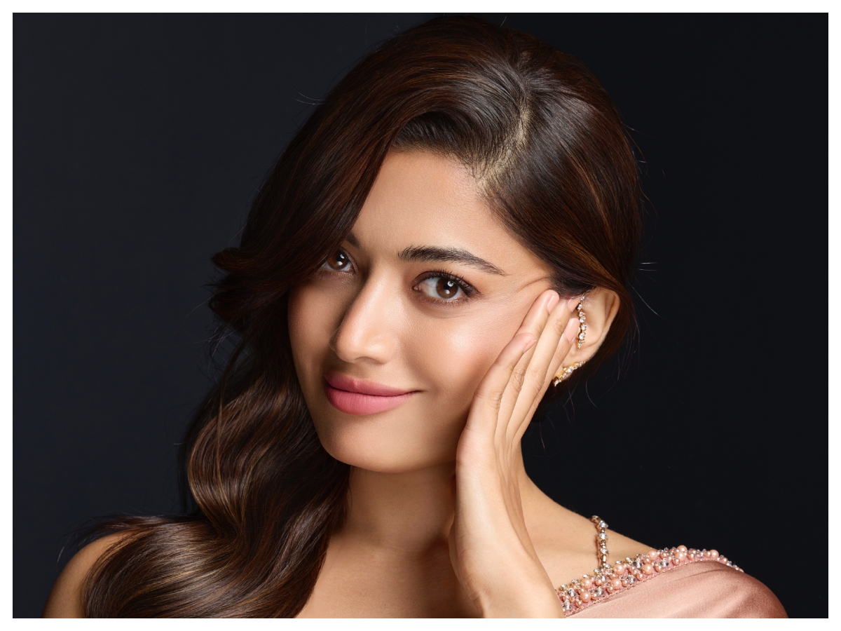 Rashmika Mandanna audio controversy: रश्मिका मंदाना का 8 साल पुराना ऑडियो वायरल, एक्ट्रेस ने कानूनी कार्रवाई की चेतावनी दी - Photo Gallery