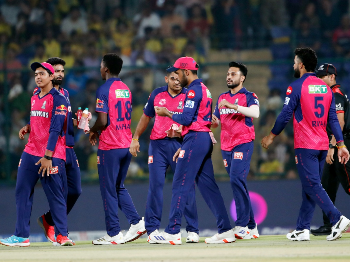 IPL 2026: फ्लॉप हो सकती है ये टीम! ऑक्शन और स्क्वॉड एनालिसिस में निकली सबसे कमजोर - Photo Gallery