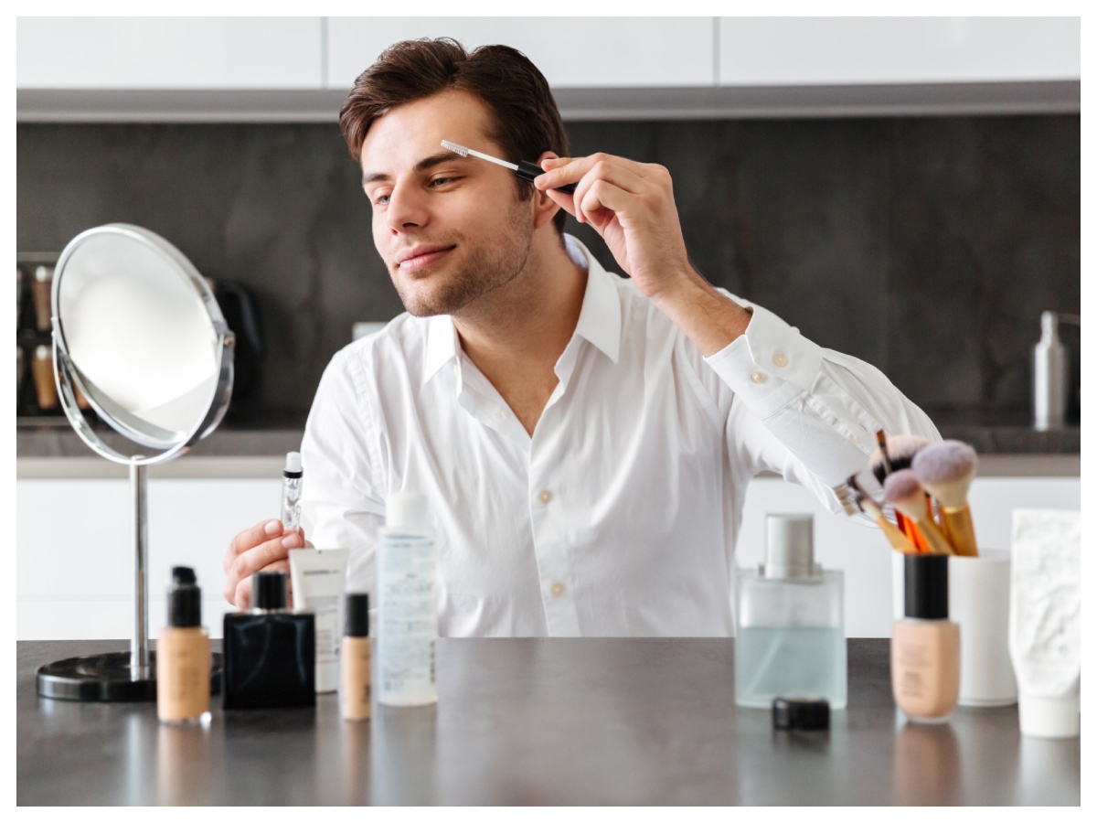 Men Skincare Tips:  सिर्फ लड़कियां ही नहीं, लड़कों के लिए भी जरूरी है स्किन केयर, जानें सही तरीका - Photo Gallery