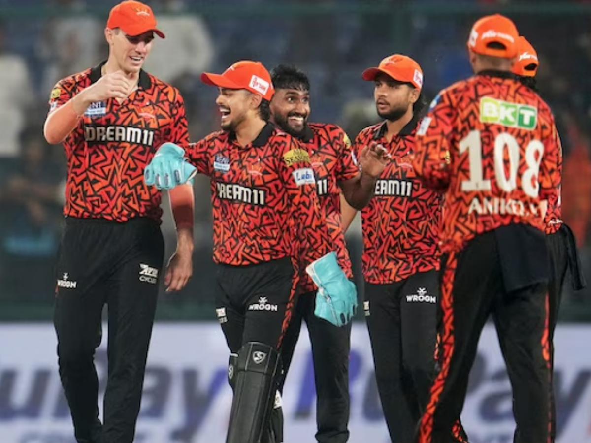 IPL 2026: फ्लॉप हो सकती है ये टीम! ऑक्शन और स्क्वॉड एनालिसिस में निकली सबसे कमजोर - Photo Gallery
