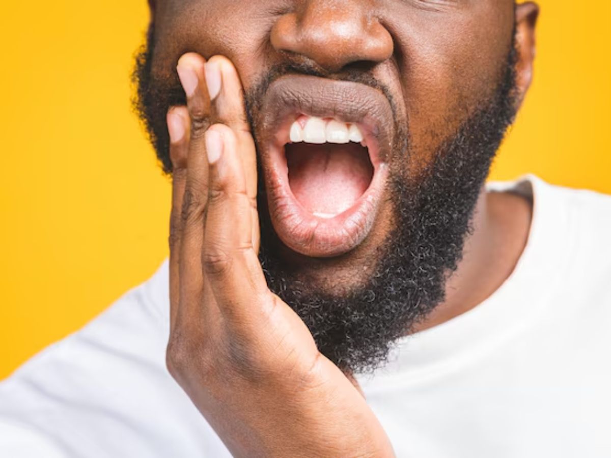 Alert! रोज कर रहे ये गलती तो हो जाएं सावधान, सूज जाएंगे मसुड़े, दर्द से रातें कटना होगा मुश्किल - Photo Gallery