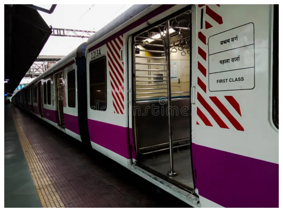 Train Coach Colours: ट्रेन का हर रंग कुछ कहता है, जानिए कौन सा कलर क्या बताता है - Photo Gallery