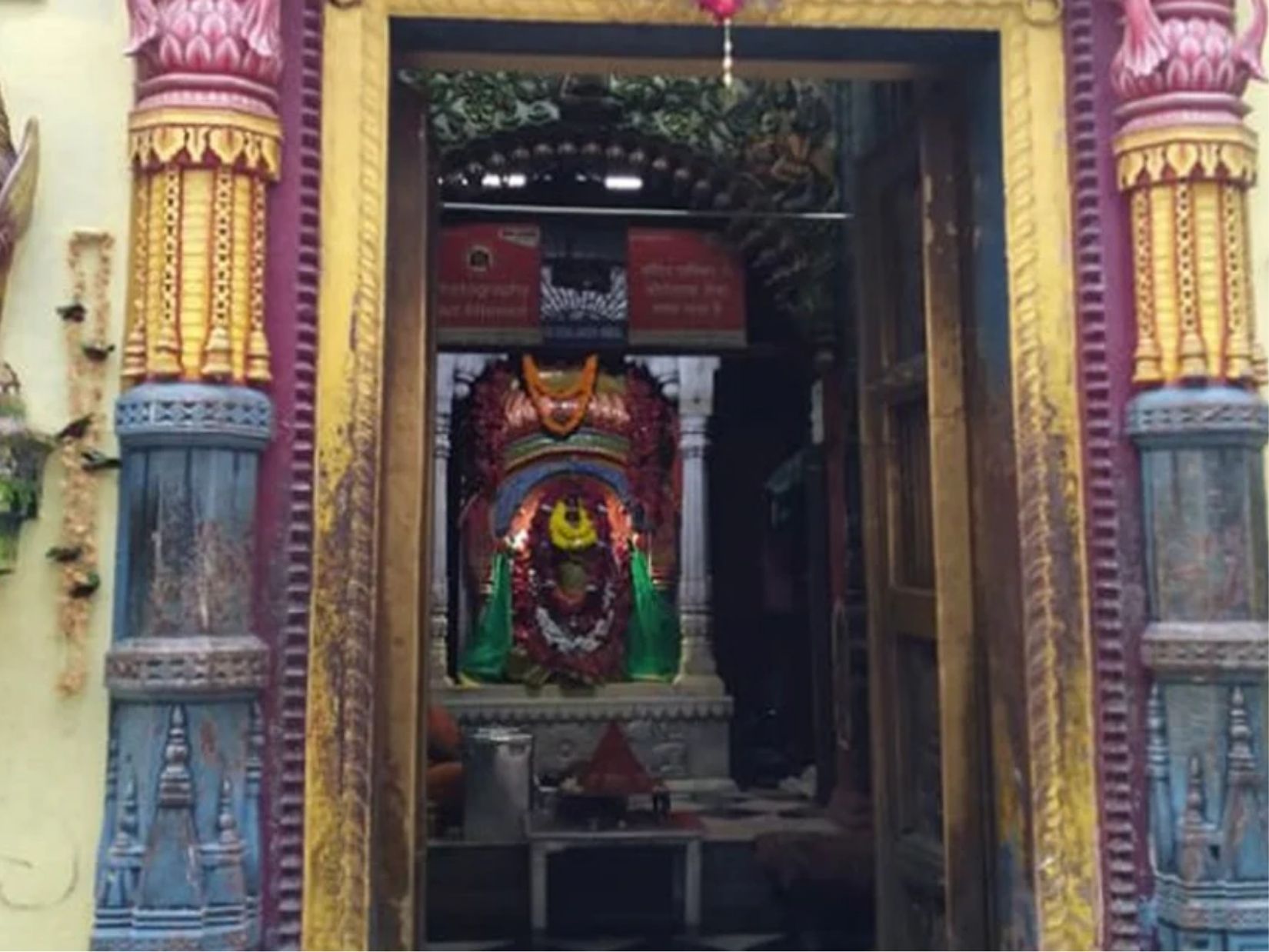 चैत्र नवरात्रि में काशी क्यों बन जाती है सबसे शक्तिशाली? जानिए इसके पीछे का आध्यात्मिक रहस्य - Photo Gallery