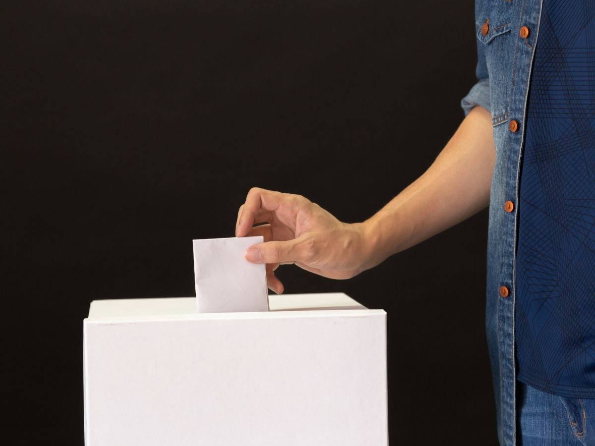 Voting Rights Prisoners: जेल में बंद, फिर भी लोकतंत्र का हक बरकरार! इस देश में कैदी भी डालते हैं वोट - Photo Gallery