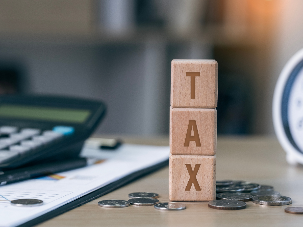 Income Tax Form 121: 1 अप्रैल से बड़ा बदलाव! 15G-15H खत्म, नया Form 121 आया - Photo Gallery