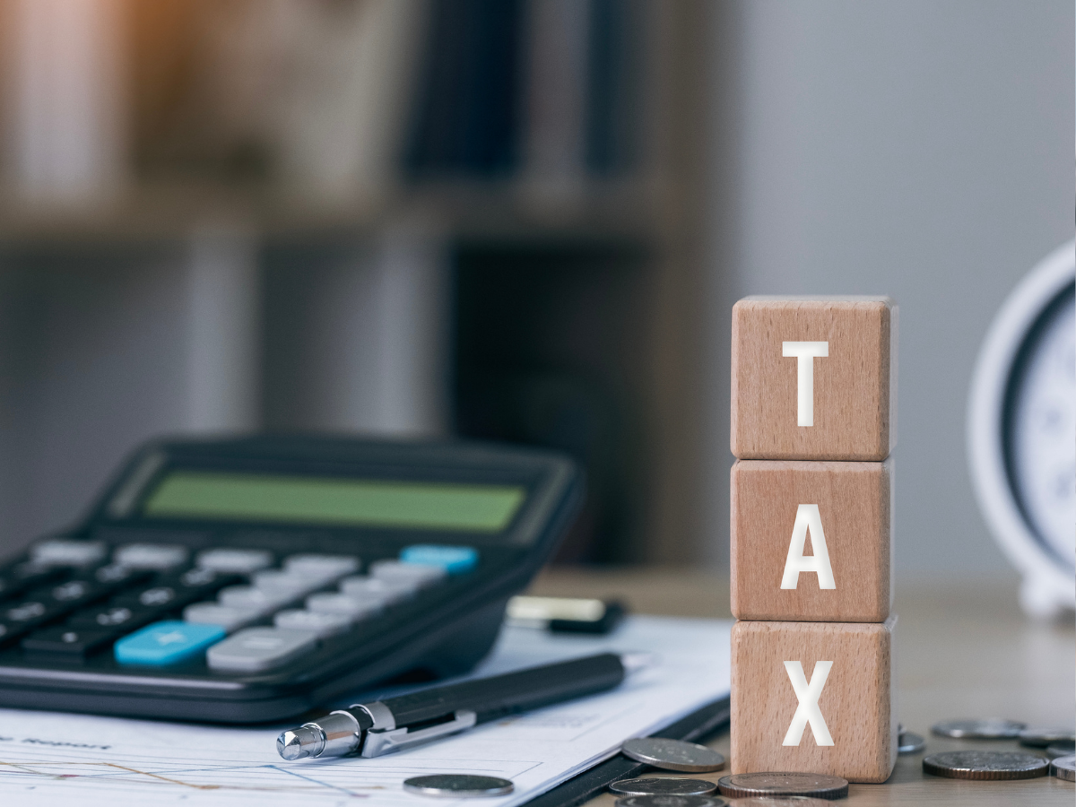 Income Tax Form 121: 1 अप्रैल से बड़ा बदलाव! 15G-15H खत्म, नया Form 121 आया - Photo Gallery