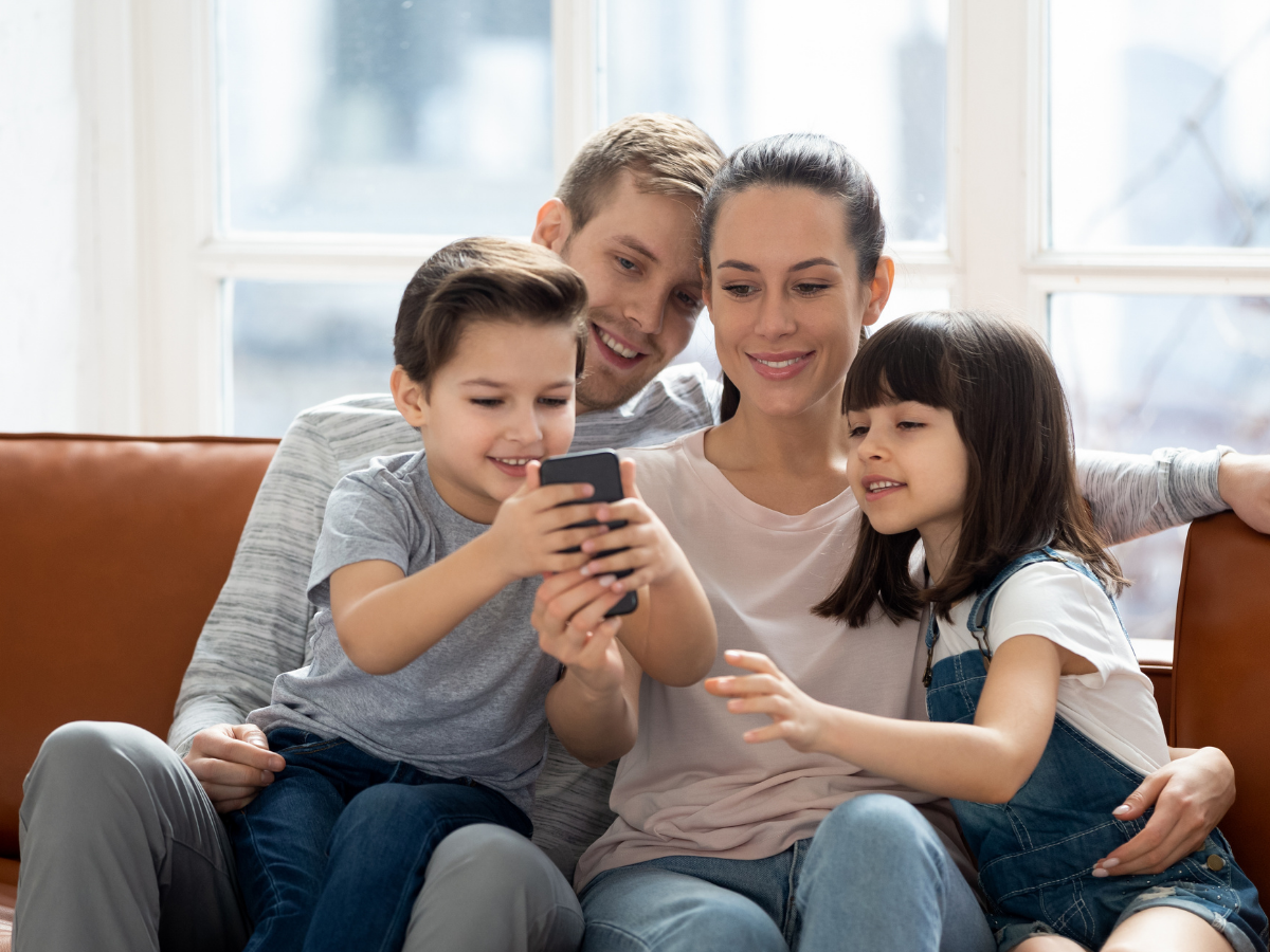 अब बच्चे इंस्टाग्राम पर नहीं देख पाएंगे गलत कंटेंट! Meta का नया सिक्योरिटी अपडेट - Photo Gallery