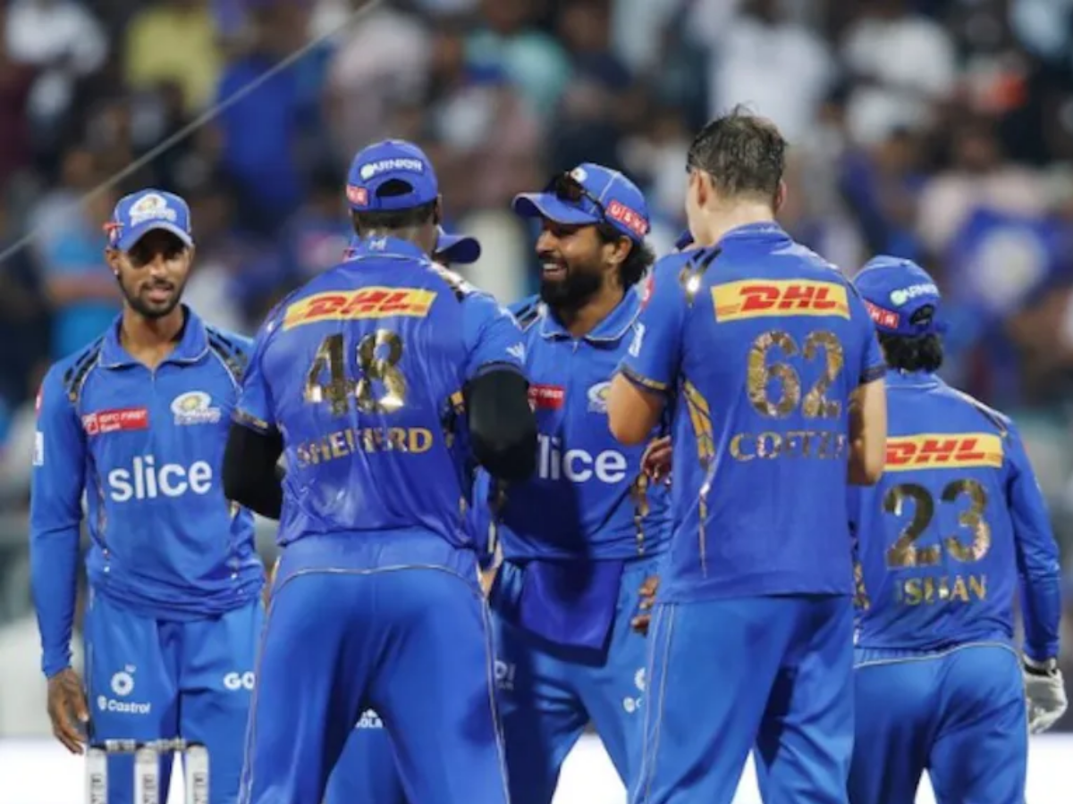 IPL 2026: आईपीएल 2026 प्लेऑफ की हो गई भविष्यवाणी, ये 4 टीमें खेलेंगी प्लेऑफ - Photo Gallery