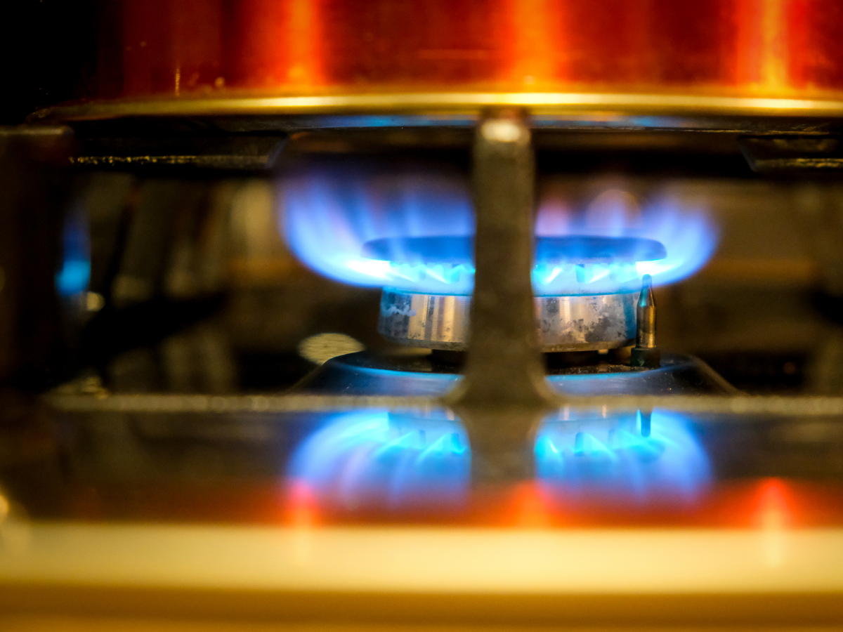 होर्मुज में हलचल…LPG को लेकर आई डराने वाली रिपोर्ट; भारत में कैसे पडे़गा इसका असर? - Photo Gallery