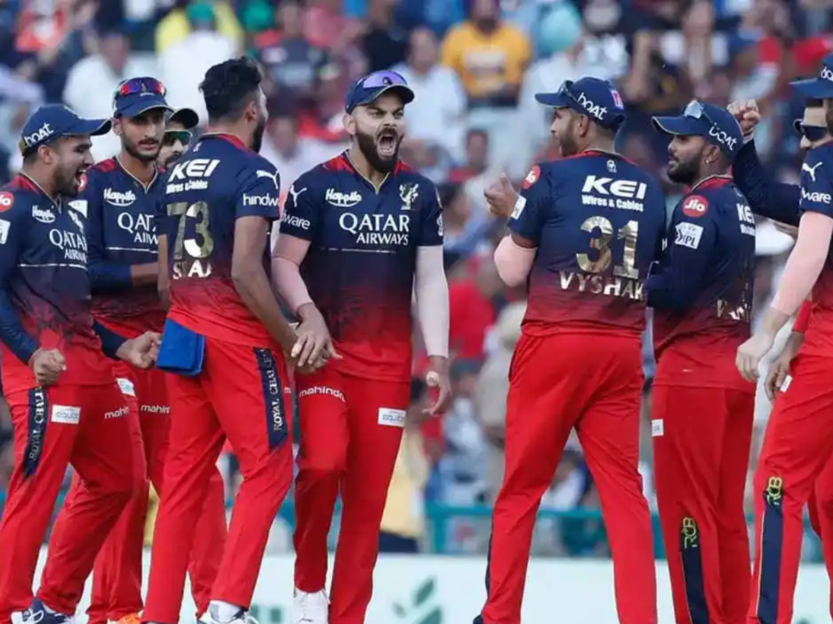 IPL 2026: आईपीएल 2026 प्लेऑफ की हो गई भविष्यवाणी, ये 4 टीमें खेलेंगी प्लेऑफ - Photo Gallery