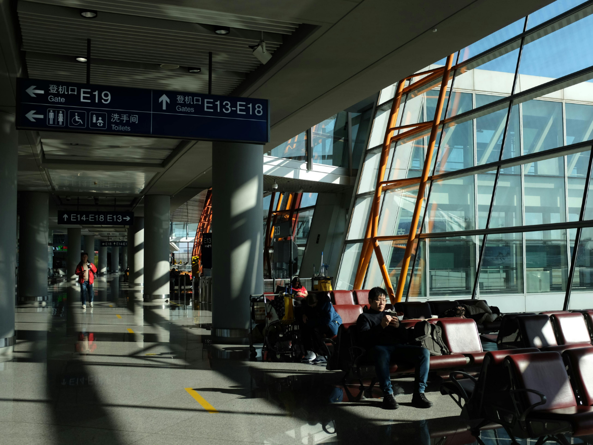 Digi Yatra Update: अब बिना ID के विदेश यात्रा भी होगी आसान! ट्रैवल सिस्टम में आने वाला बड़ा बदलाव - Photo Gallery