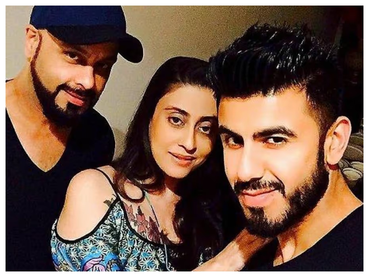 Kapoor family: राज कपूर के परिवार की इस बहू की कहानी कर देगी हैरान, बेचती हैं अचार, जानिए पूरा मामला - Photo Gallery