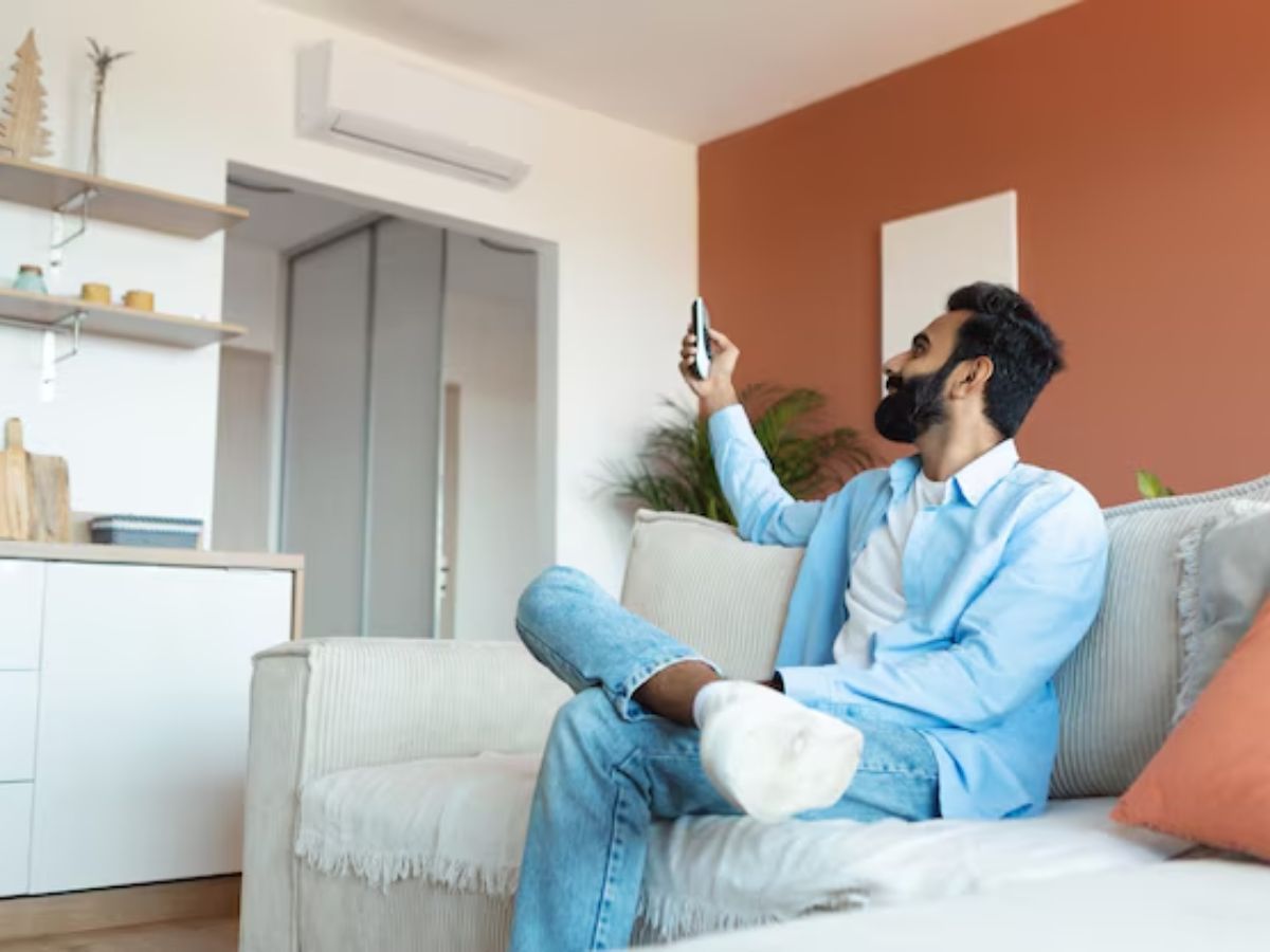 AC Tips: क्या AC में बैठने से बढ़ जाता है वजन? जानें क्या है सच्चाई? - Photo Gallery