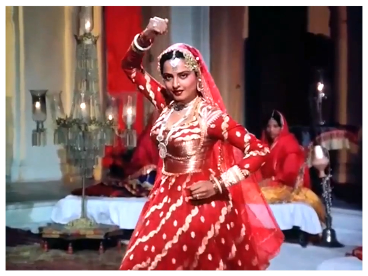 Asha Bhosle songs: ‘पिया तू अब तो आजा’ से ‘दम मारो दम’ तक, आशा भोसले के 10 आइकॉनिक गाने - Photo Gallery