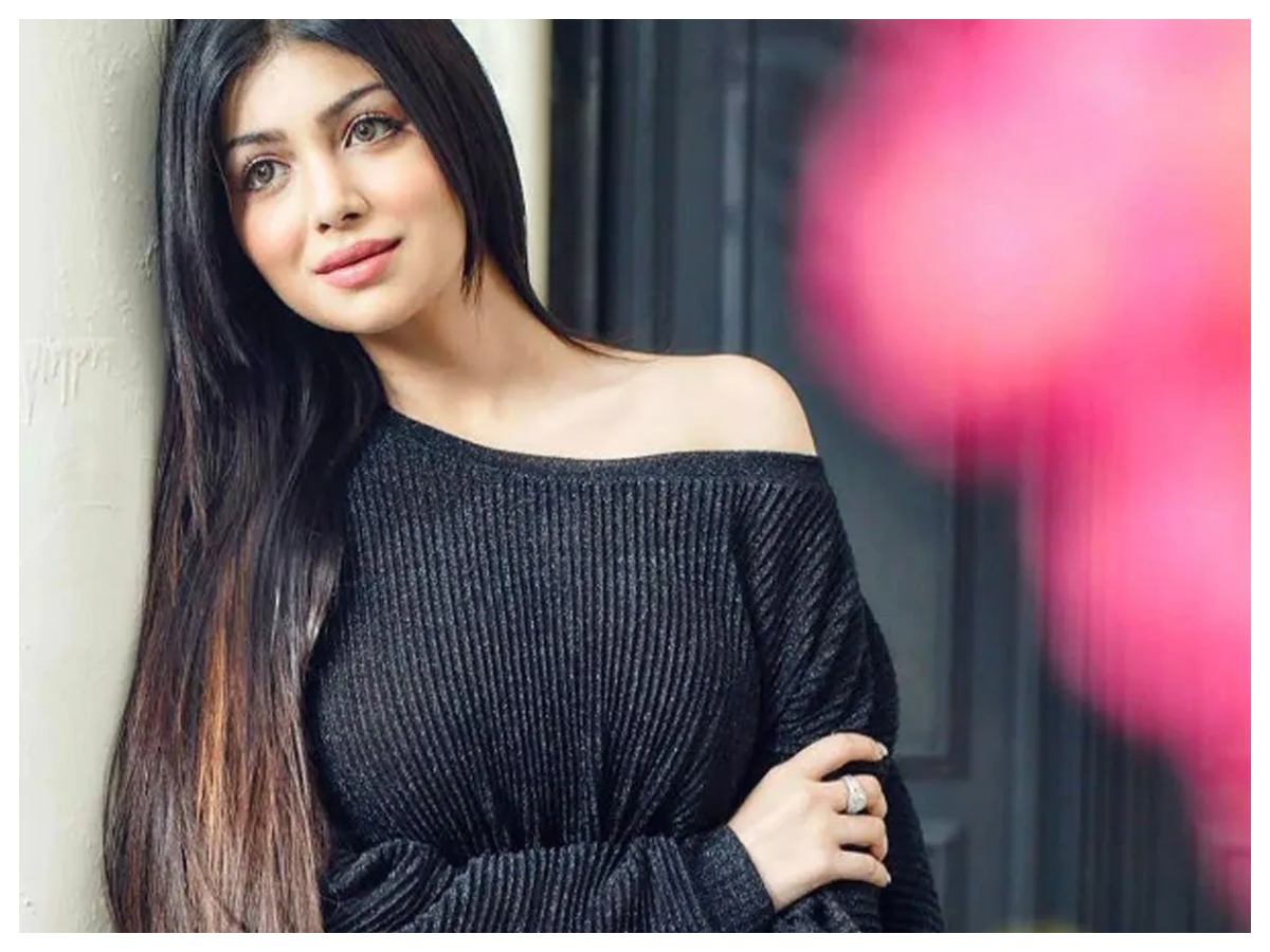 Ayesha Takia birthday: सलमान की ये हीरोइन कहां गायब? प्लास्टिक सर्जरी के बाद बदला चेहरा, अब जी रही हैं ऐसी की जिंदगी - Photo Gallery