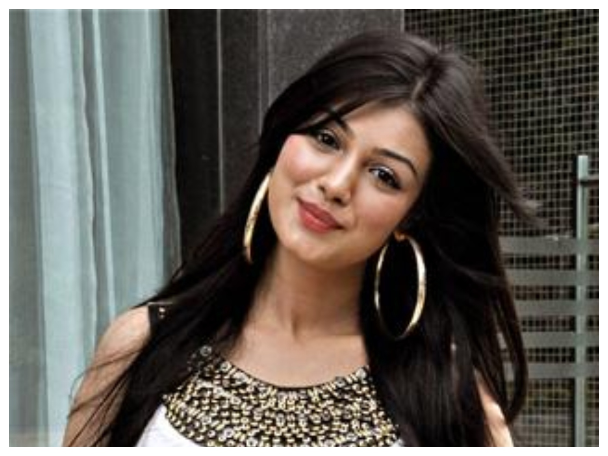 Ayesha Takia birthday: सलमान की ये हीरोइन कहां गायब? प्लास्टिक सर्जरी के बाद बदला चेहरा, अब जी रही हैं ऐसी की जिंदगी - Photo Gallery