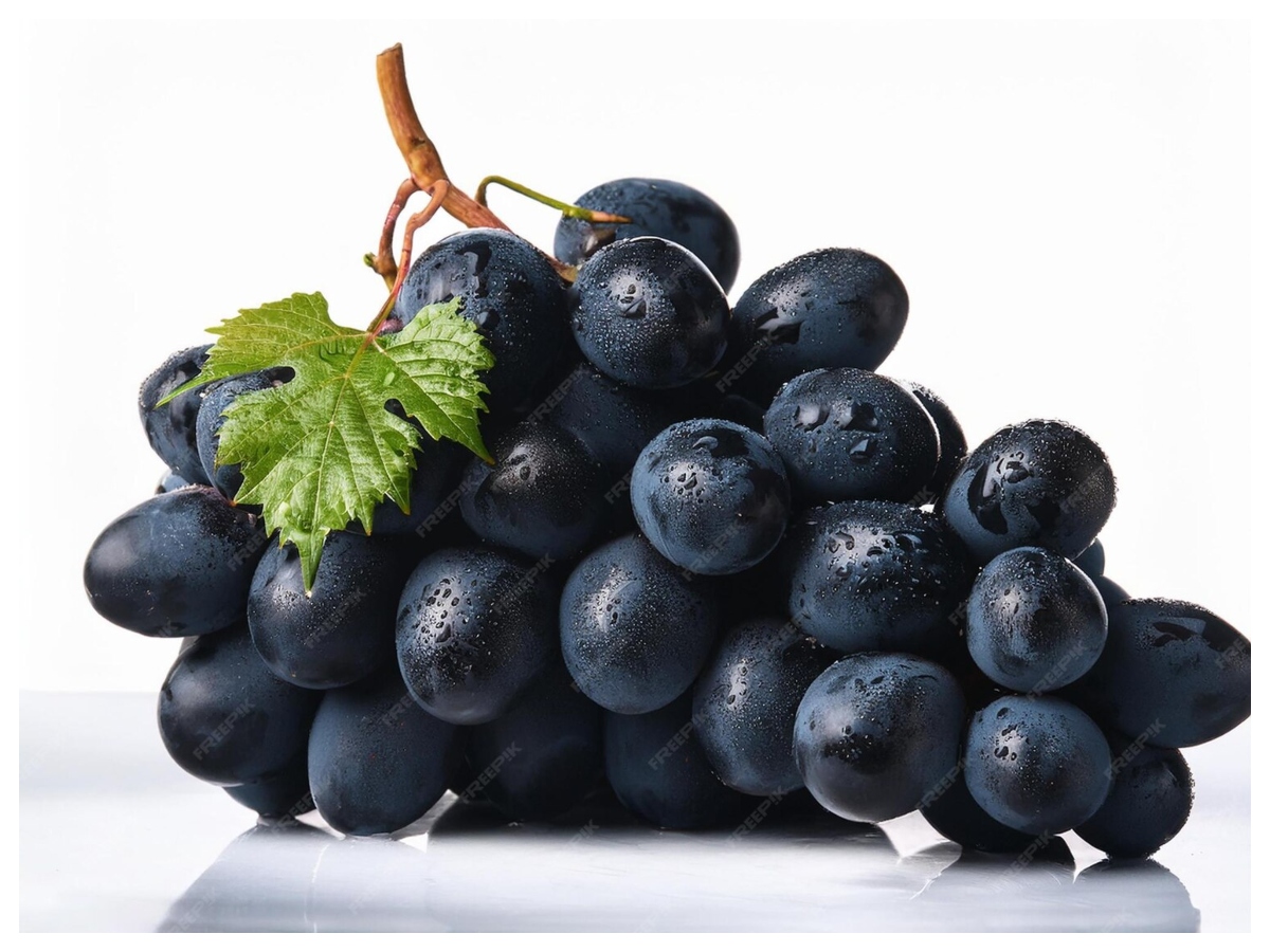 Black green grapes benefits: काले या खट्टे अंगूर किसके हैं ज्यादा फायदे? स्किन और एंटी-एजिंग के लिए कौन सा बेहतर - Photo Gallery
