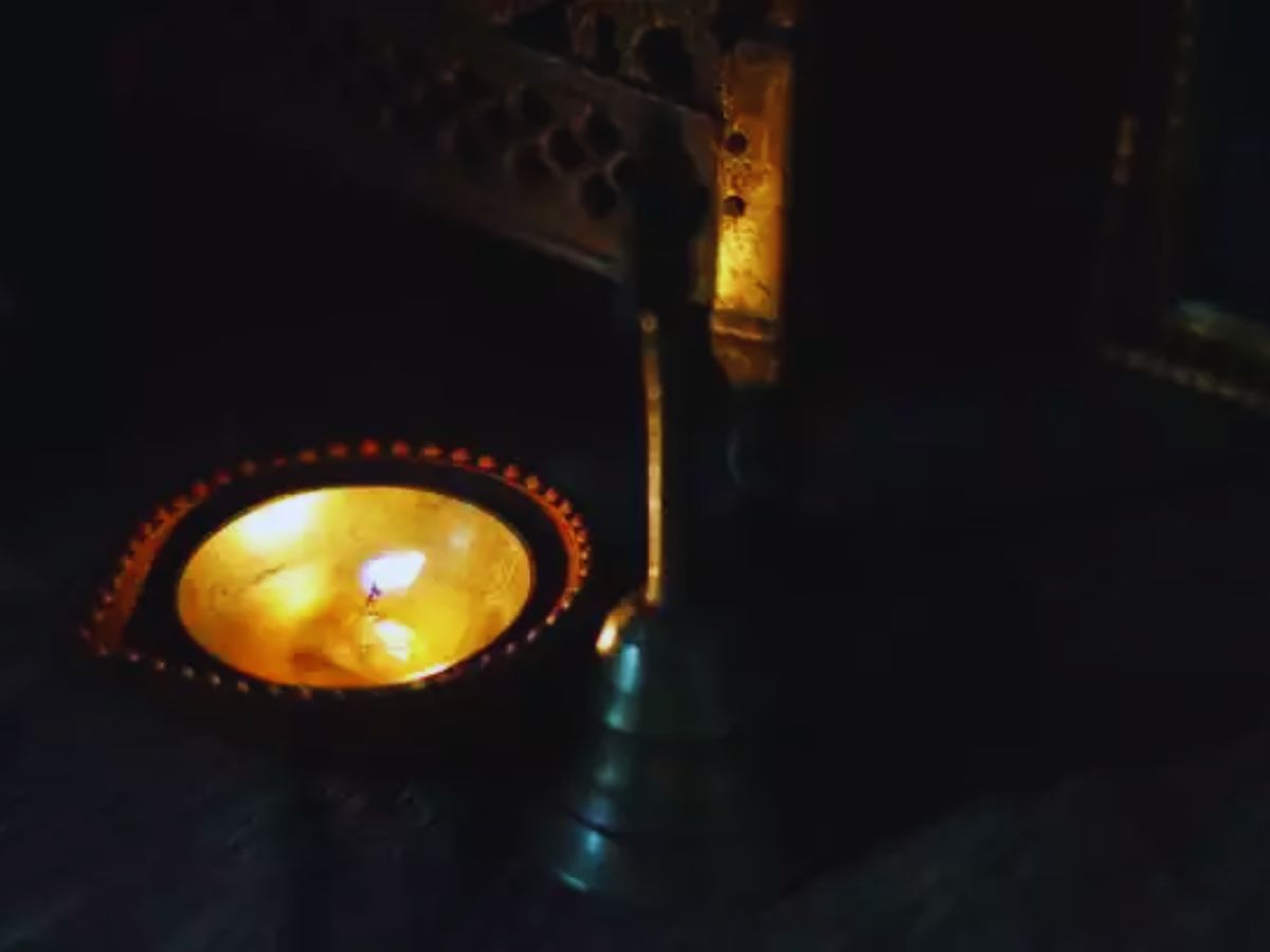 Chaitra Purnima 2026: चैत्र पूर्णिमा के दिन आज जरूर करें ये उपाय, घर में होगा धन लाभ - Photo Gallery