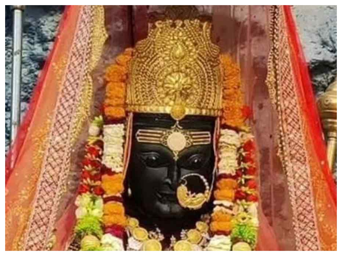 Dhari Devi temple: उत्तराखंड में स्थित इस शक्तिपीठ का चमत्कार, दिन में तीन बार बदलता है देवी की मूर्ति का स्वरूप - Photo Gallery